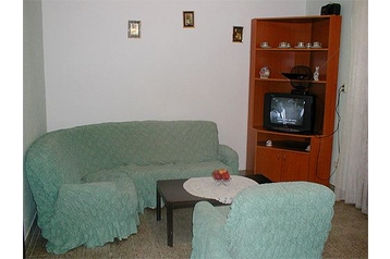 Croazia Privát Slatine, Esterno